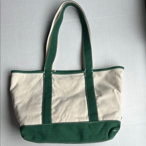 Universal Thread Floral Embroidered Canvas Tote Bag - Picture 8 of 16